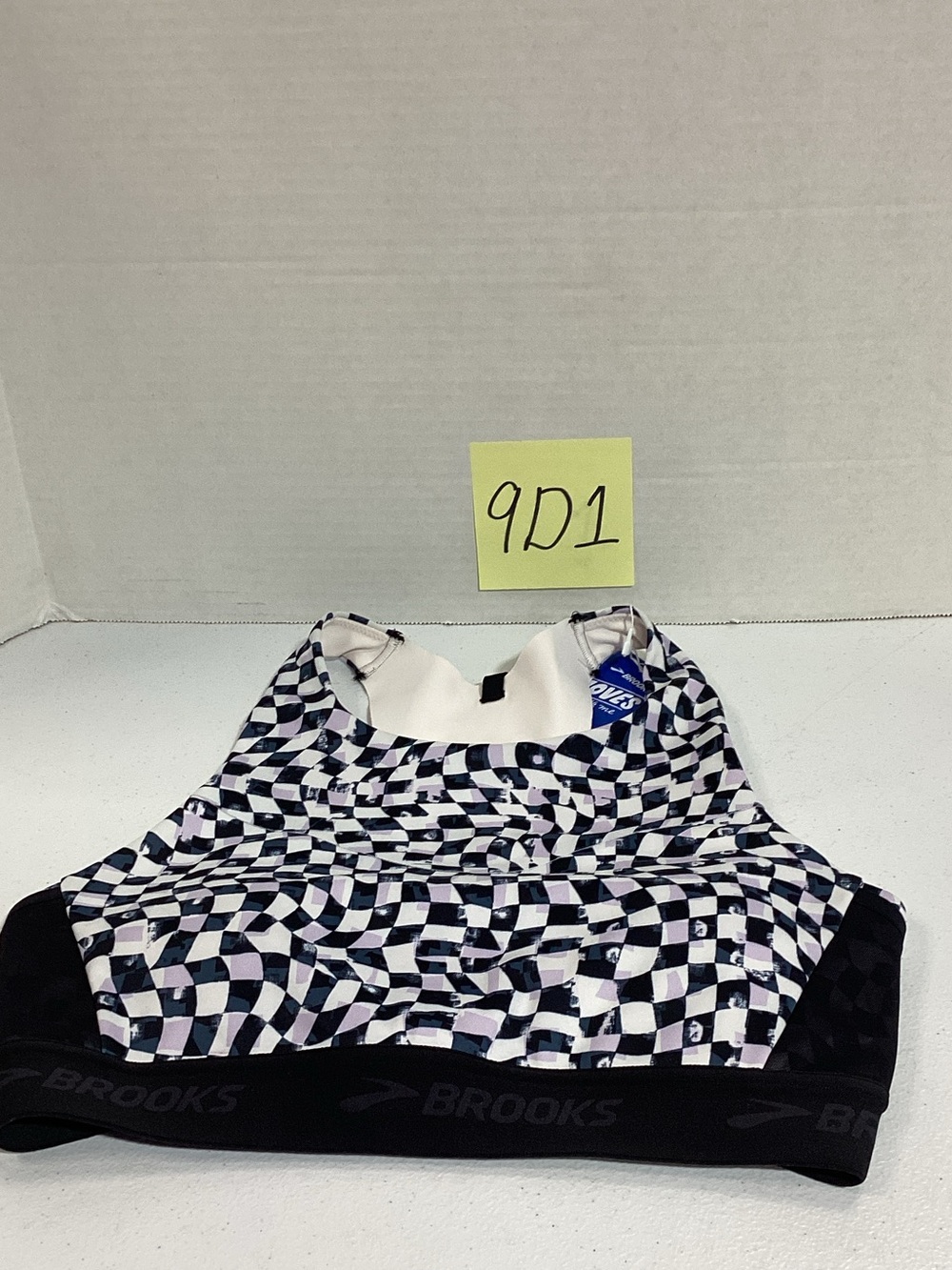 Brooks Women’s Checkered Performance Bra - Black & White